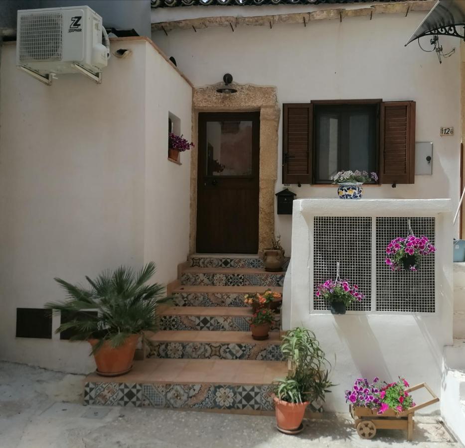 Blue Cottage Monolocale Centro Sciacca Εξωτερικό φωτογραφία